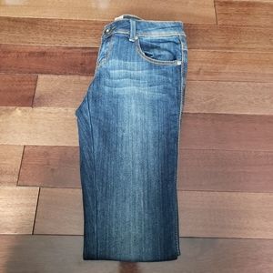 💙 NWOT NO RIPS/DISTRESSING Jeans